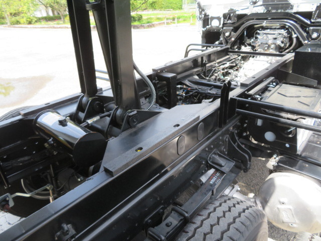 三菱ふそうファイターダンプ中型（4t）[写真34]