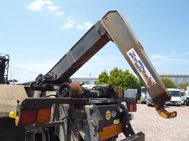 日野プロフィアコンテナ専用車大型（10t）[写真14]