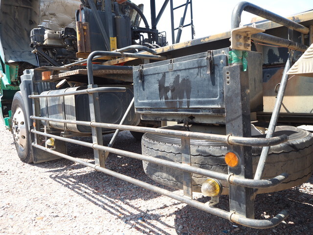 日野プロフィアコンテナ専用車大型（10t）[写真24]