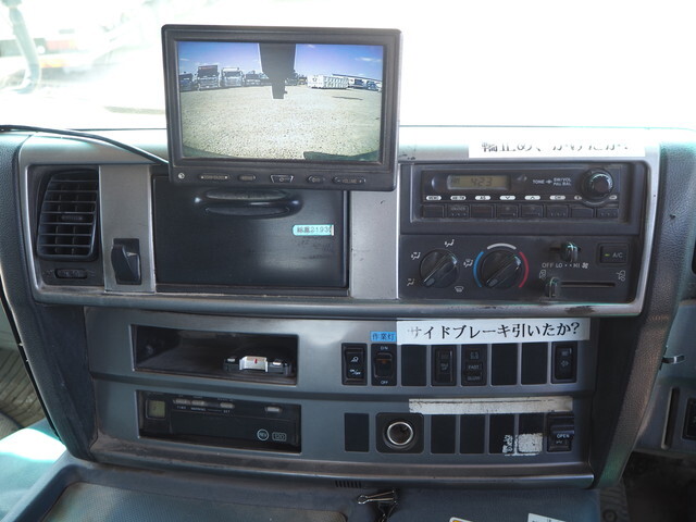 日野プロフィアコンテナ専用車大型（10t）[写真36]