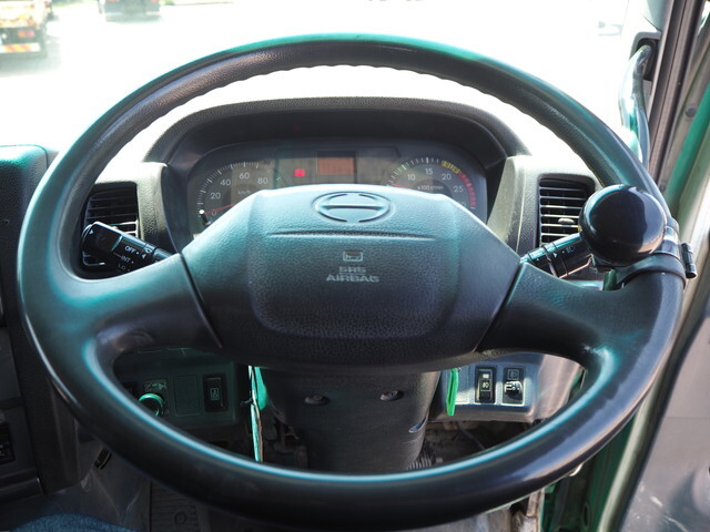 日野プロフィアコンテナ専用車大型（10t）[写真39]