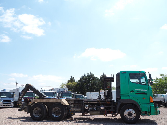 日野プロフィアコンテナ専用車大型（10t）[写真09]