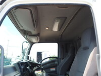 いすゞフォワードクレーン5段増トン（6t・8t）[写真33]