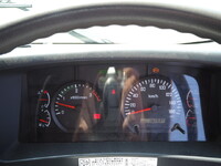 いすゞフォワードクレーン5段増トン（6t・8t）[写真40]