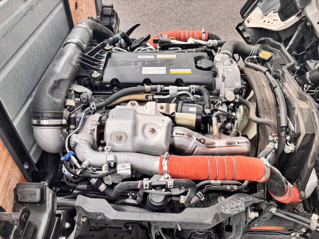 いすゞエルフ平ボディ小型（2t・3t）[写真11]