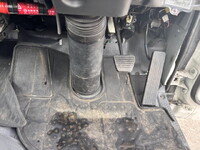 いすゞエルフ平ボディ小型（2t・3t）[写真30]