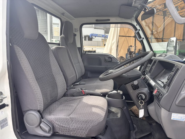 いすゞエルフ平ボディ小型（2t・3t）[写真30]