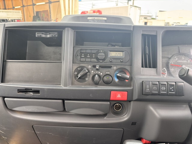 いすゞエルフ平ボディ小型（2t・3t）[写真35]