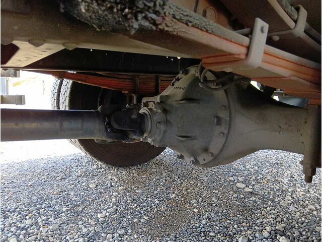 いすゞフォワード冷凍車（冷蔵車）中型（4t）[写真38]