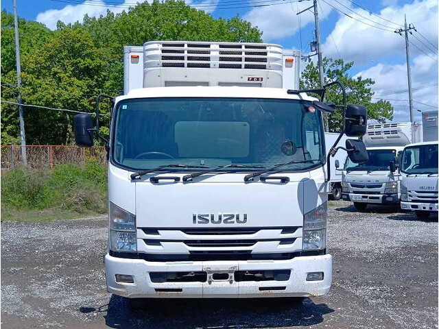 いすゞフォワード冷凍車（冷蔵車）中型（4t）[写真05]