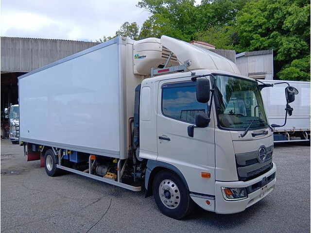 日野レンジャー冷凍車（冷蔵車）中型（4t）[写真01]