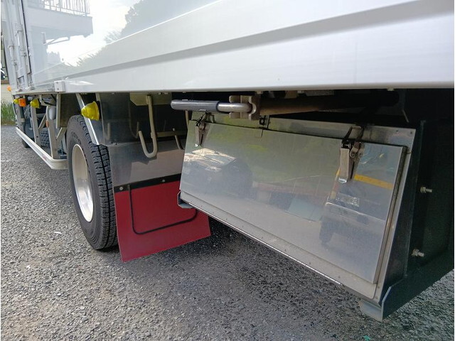 日野レンジャー冷凍車（冷蔵車）中型（4t）[写真37]