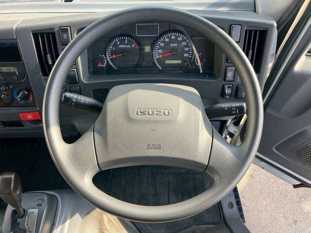 いすゞエルフ平ボディ小型（2t・3t）[写真34]