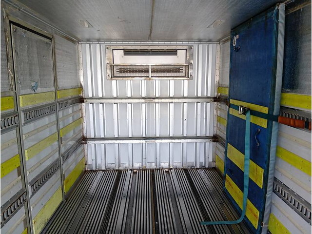 日野レンジャー冷凍車（冷蔵車）増トン（6t・8t）[写真15]