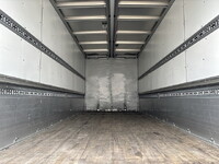 日野レンジャーアルミウイング中型（4t）[写真13]