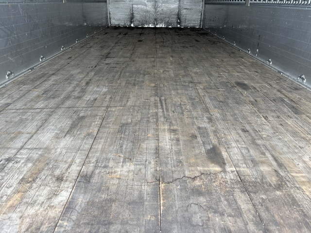 日野レンジャーアルミウイング中型（4t）[写真16]