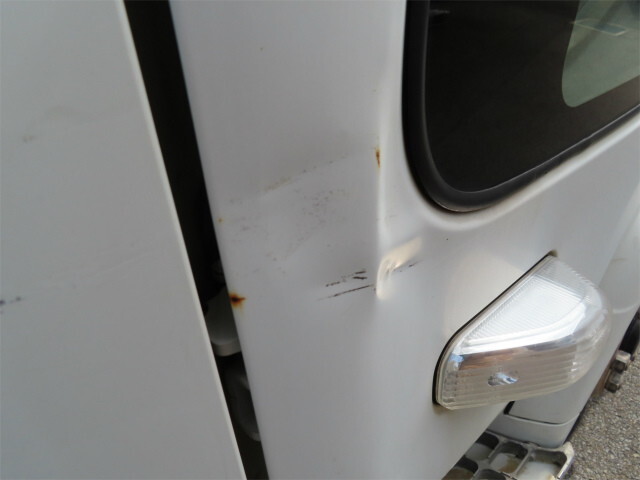 三菱ふそうファイターダンプ中型（4t）[写真17]