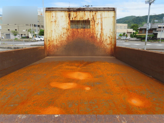 三菱ふそうファイターダンプ中型（4t）[写真23]