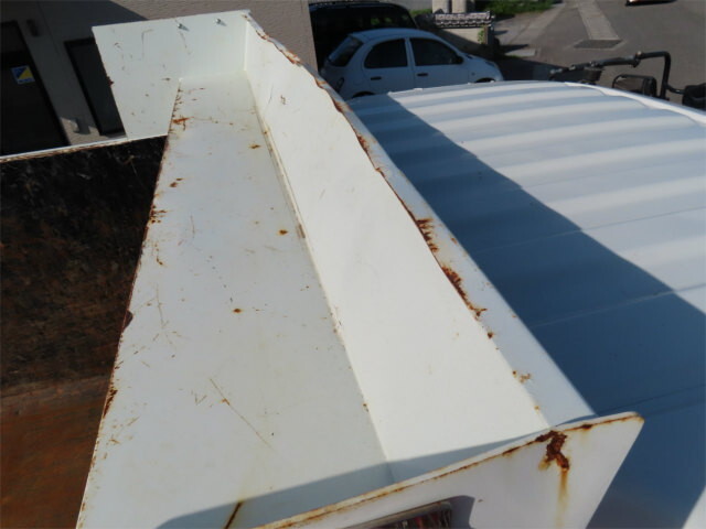 三菱ふそうファイター深ダンプ（土砂禁ダンプ）中型（4t）[写真31]