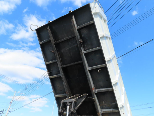 三菱ふそうファイター深ダンプ（土砂禁ダンプ）中型（4t）[写真40]
