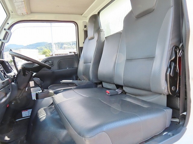 いすゞエルフダンプ小型（2t・3t）[写真11]