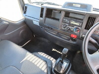 いすゞエルフダンプ小型（2t・3t）[写真13]