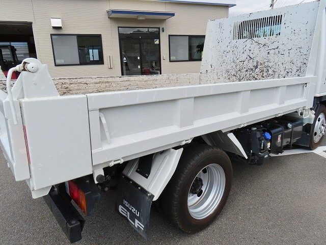 いすゞエルフダンプ小型（2t・3t）[写真21]
