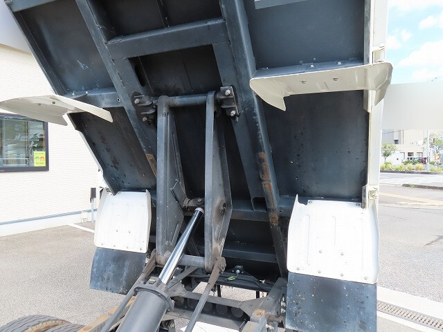 いすゞエルフダンプ小型（2t・3t）[写真32]