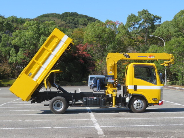 いすゞエルフダンプ・クレーン付小型（2t・3t）[写真10]