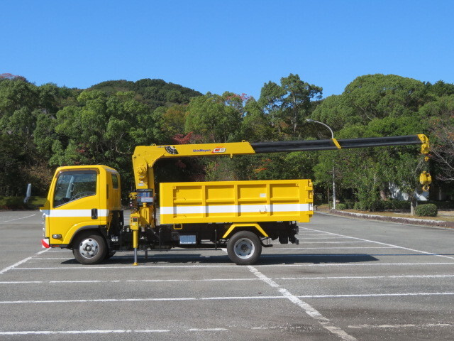 いすゞエルフダンプ・クレーン付小型（2t・3t）[写真11]