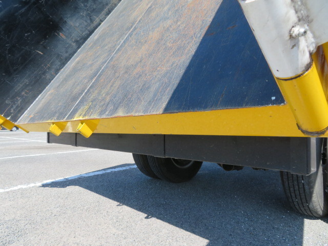 いすゞエルフダンプ・クレーン付小型（2t・3t）[写真17]