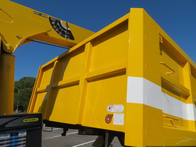 いすゞエルフダンプ・クレーン付小型（2t・3t）[写真20]