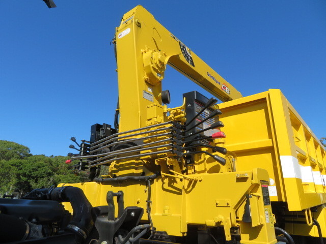 いすゞエルフダンプ・クレーン付小型（2t・3t）[写真23]