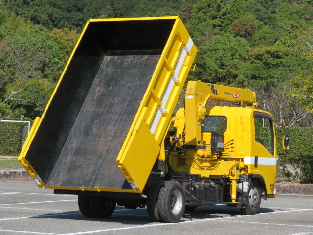 いすゞエルフダンプ・クレーン付小型（2t・3t）[写真03]