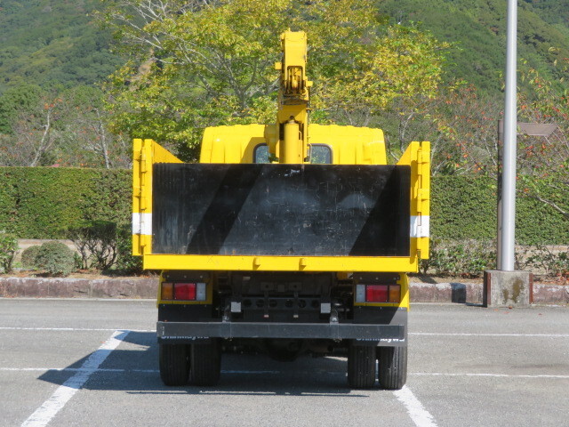 いすゞエルフダンプ・クレーン付小型（2t・3t）[写真09]