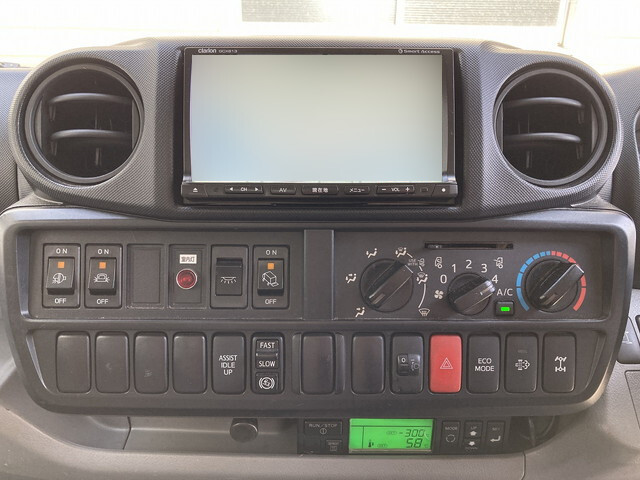 日野デュトロ冷凍車（冷蔵車）小型（2t・3t）[写真16]