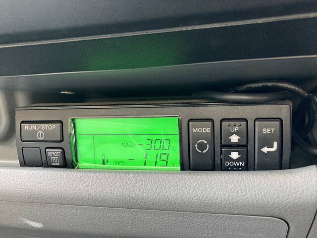 日野デュトロ冷凍車（冷蔵車）小型（2t・3t）[写真17]