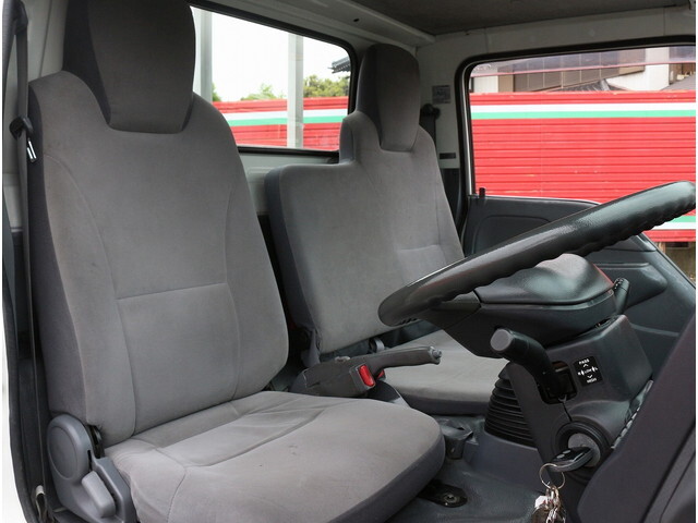 いすゞエルフ平ボディ小型（2t・3t）[写真20]