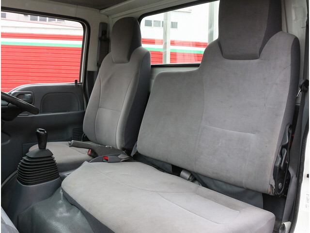 いすゞエルフ平ボディ小型（2t・3t）[写真30]