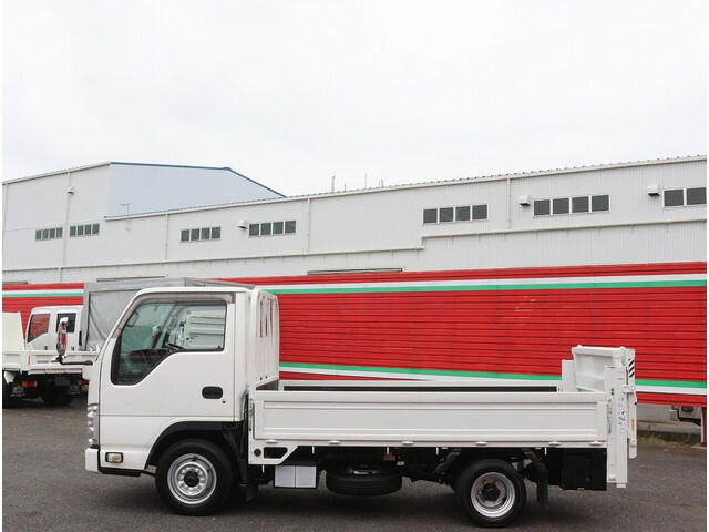 いすゞエルフ平ボディ小型（2t・3t）[写真07]