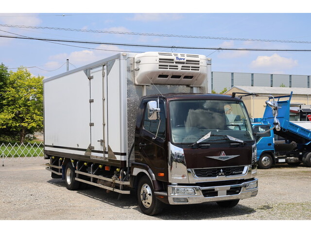 三菱ふそうファイター冷凍車（冷蔵車）中型（4t）[写真03]