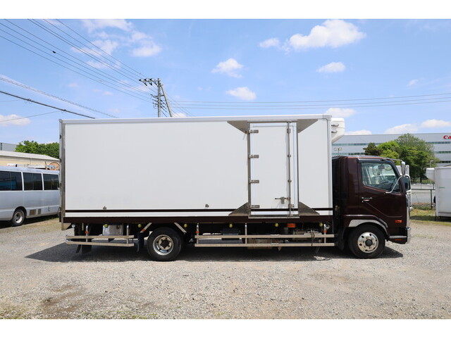 三菱ふそうファイター冷凍車（冷蔵車）中型（4t）[写真08]
