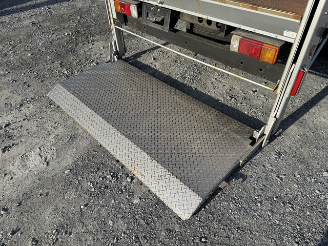 トヨタダイナ平ボディ中型（4t）[写真10]