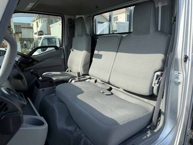 トヨタダイナ平ボディ中型（4t）[写真37]