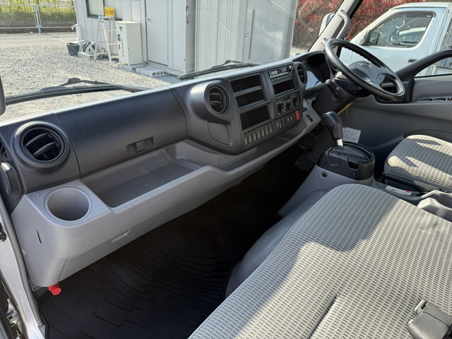 トヨタダイナ平ボディ中型（4t）[写真38]