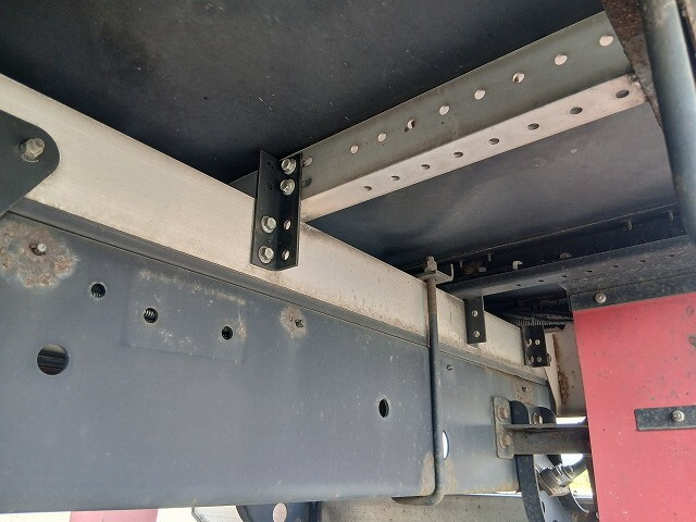 日野レンジャーアルミウイング中型（4t）[写真33]