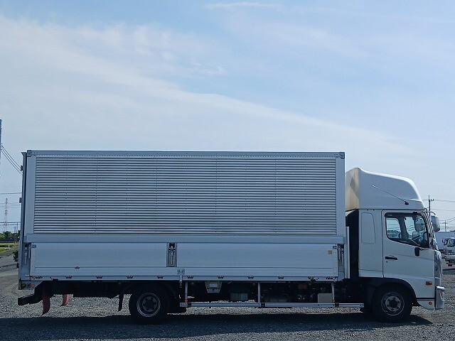 日野レンジャーアルミウイング中型（4t）[写真06]