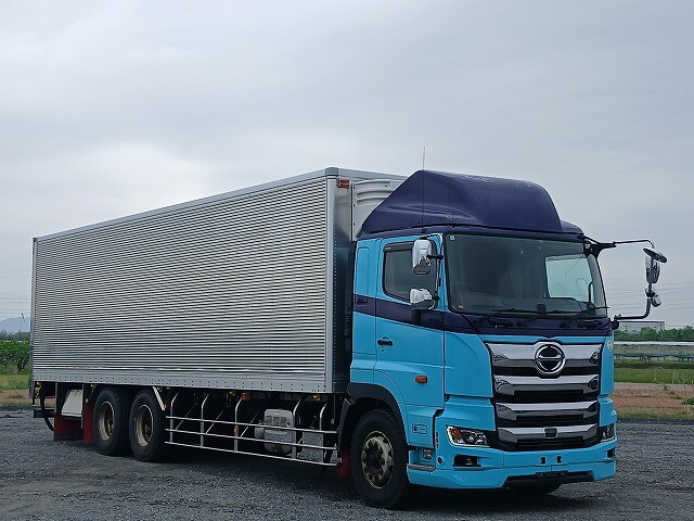 日野プロフィア冷凍車（冷蔵車）大型（10t）[写真01]