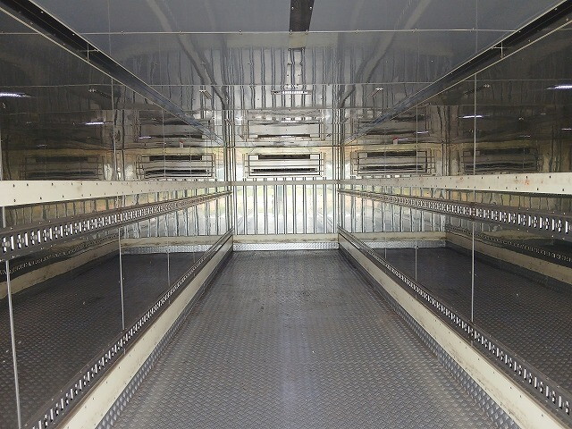 日野プロフィア冷凍車（冷蔵車）大型（10t）[写真14]