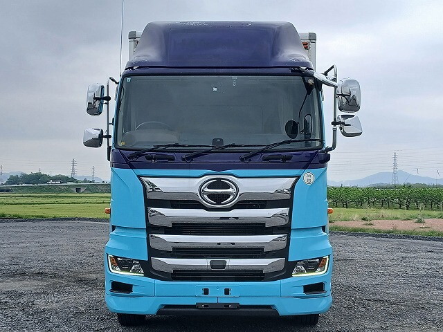 日野プロフィア冷凍車（冷蔵車）大型（10t）[写真04]